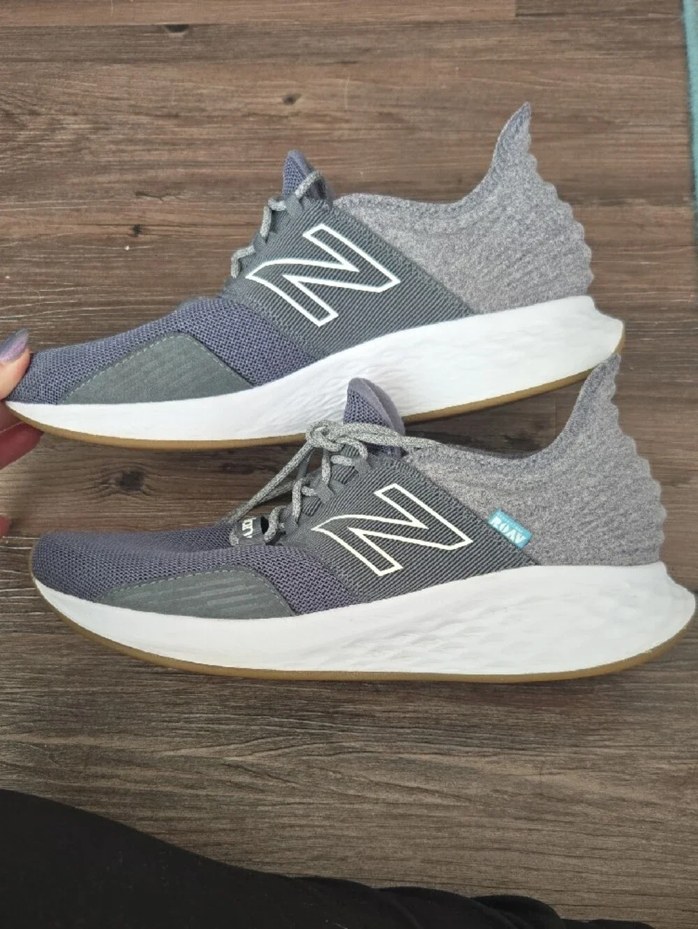 New Balance Men's Size 10.5 Fresh Foam Roav Gray Athletic Sneakers